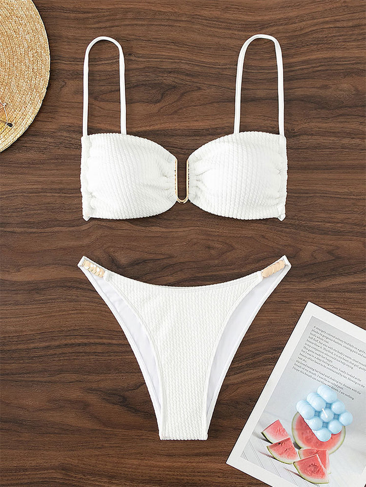Women's bandeau bikini with elegant ruffle design and adjustable straps Mune Fashion