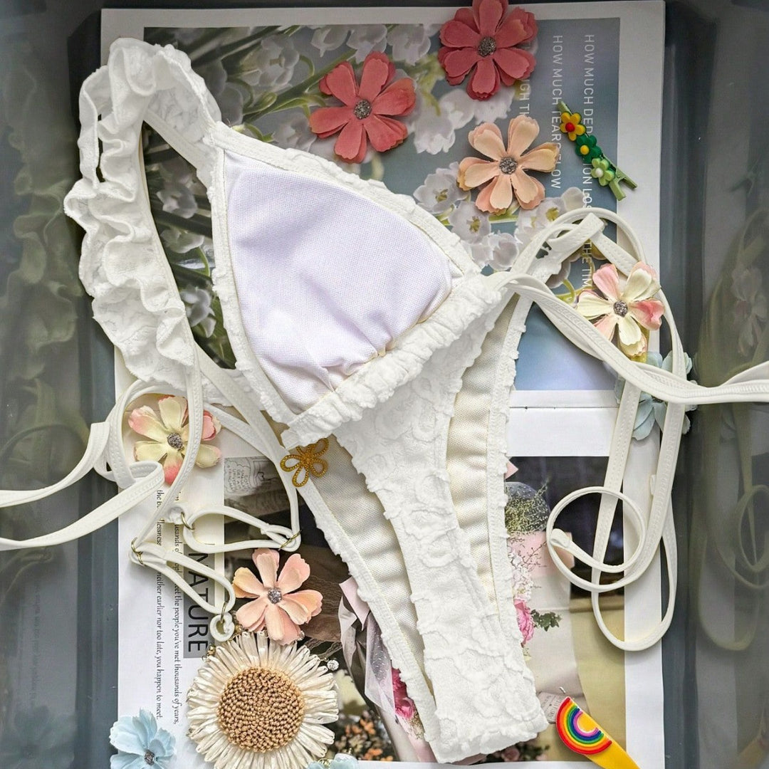 Ladies Flower-Embellished Bikini Set Mune Fashion