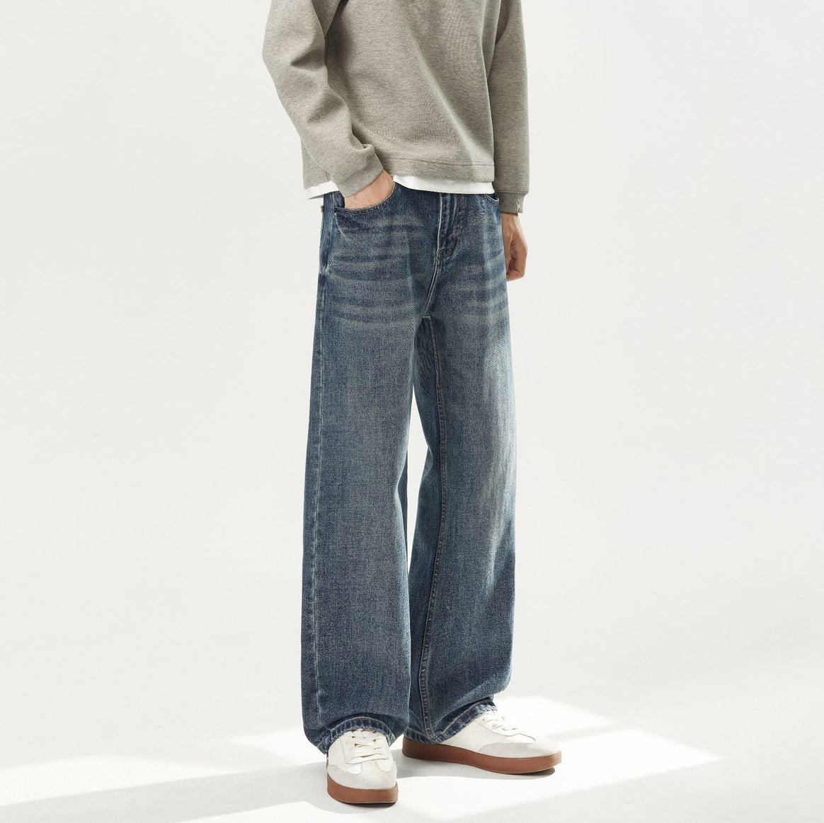 Women High-waisted straight-cut cropped jeans Mune Fashion