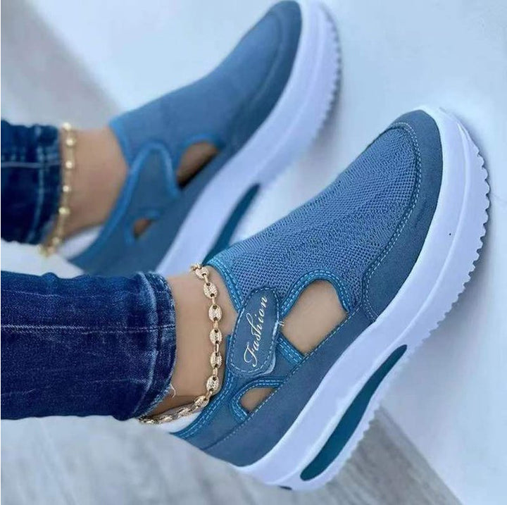 Damen Slip-On Keil-Sneaker mit luftiger Strickoberseite, Cut-Out-Details und Klettverschluss Mune Fashion