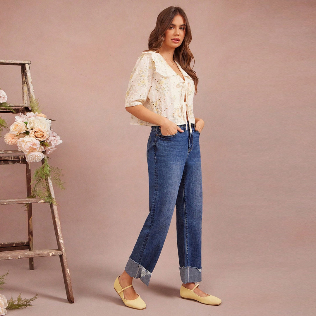 Women's High-Waisted Cropped Jeans with Wide Leg and Frayed Cuff Mune Fashion