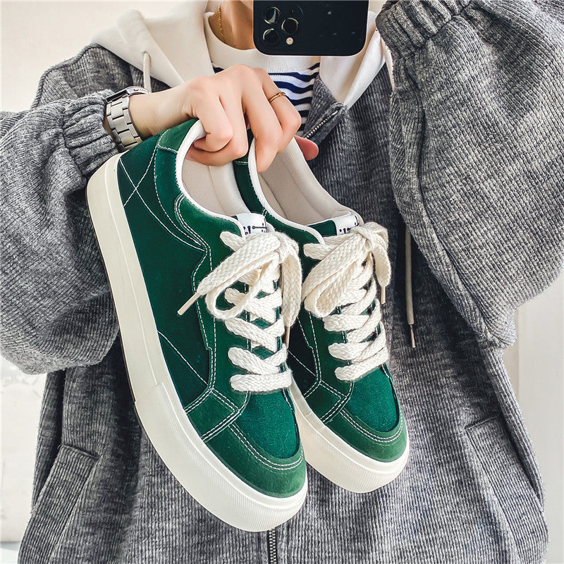 Unisex Low-Top Canvas Sneaker with reinforced seams, padded comfort collar, and vulcanized rubber sole Mune Fashion