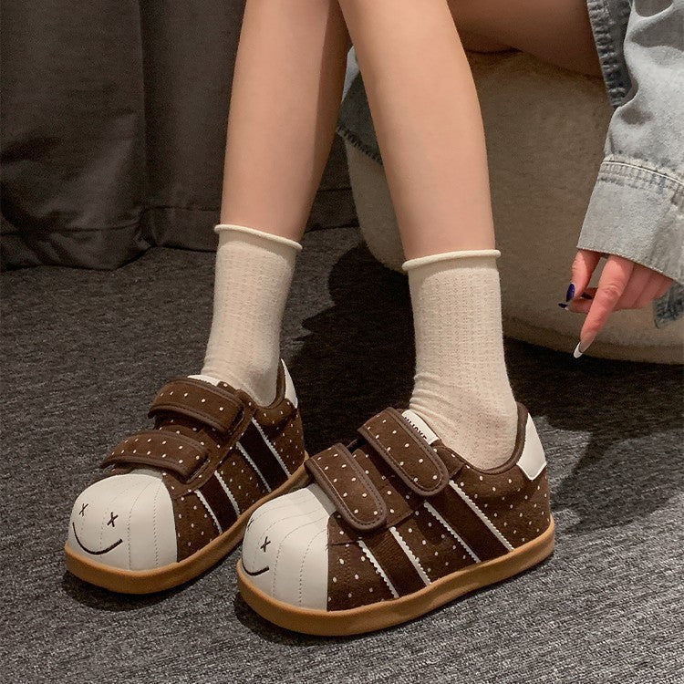 Women's sneakers with wide Velcro fastenings and casual design Mune Fashion