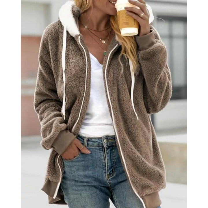 Women's Oversized Sherpa Zip Jacket with Contrast Collar, Ribbed Cuffs, and Drawstring Mune Fashion