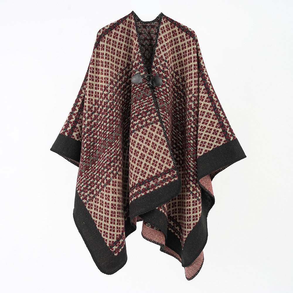Women's wool poncho with geometric check pattern and toggle closure Mune Fashion