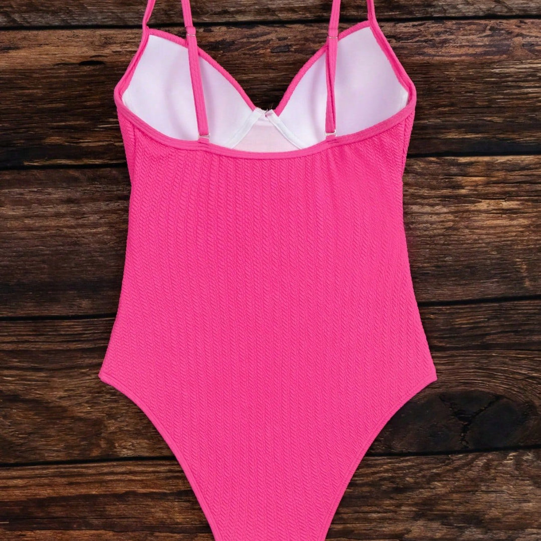 Women's comfortable and elegant swimsuit with cross-shaped design Mune Fashion