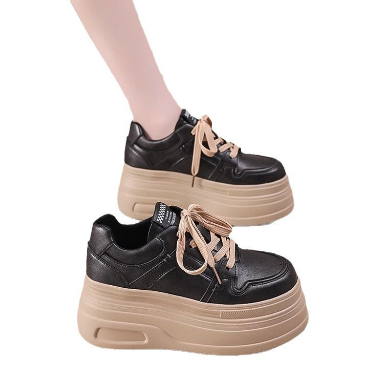 Women's platform sneakers with sturdy upper material and fashionable lacing Mune Fashion