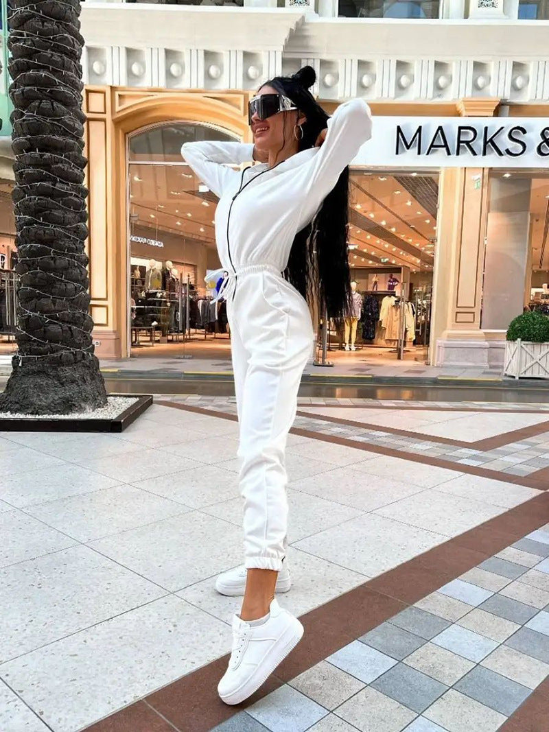 Women's cozy hooded jumpsuit with zipper and fitted drawstring Mune Fashion