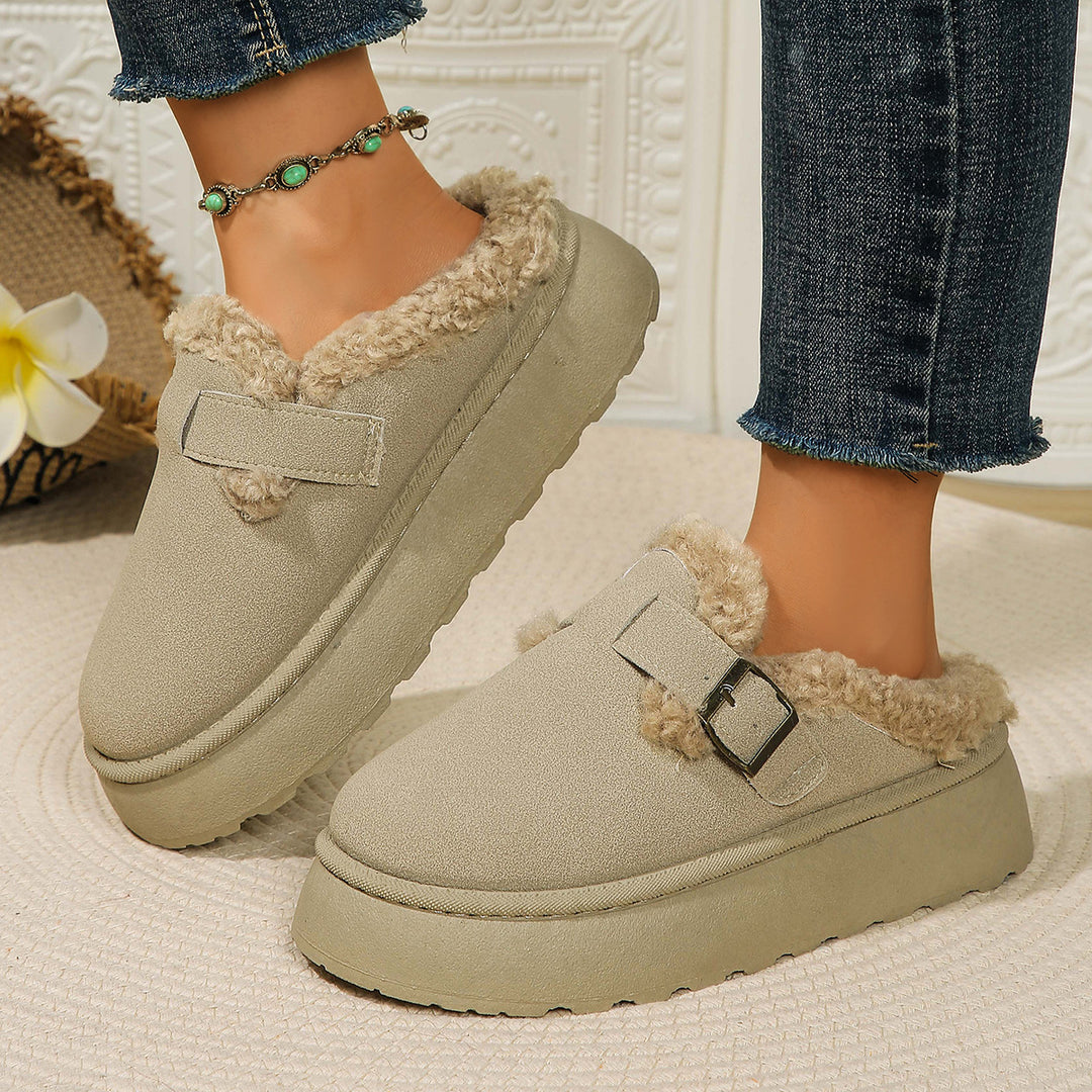 Women's Insulated Platform Slippers with Faux Fur Lining and Adjustable Buckle Strap Mune Fashion