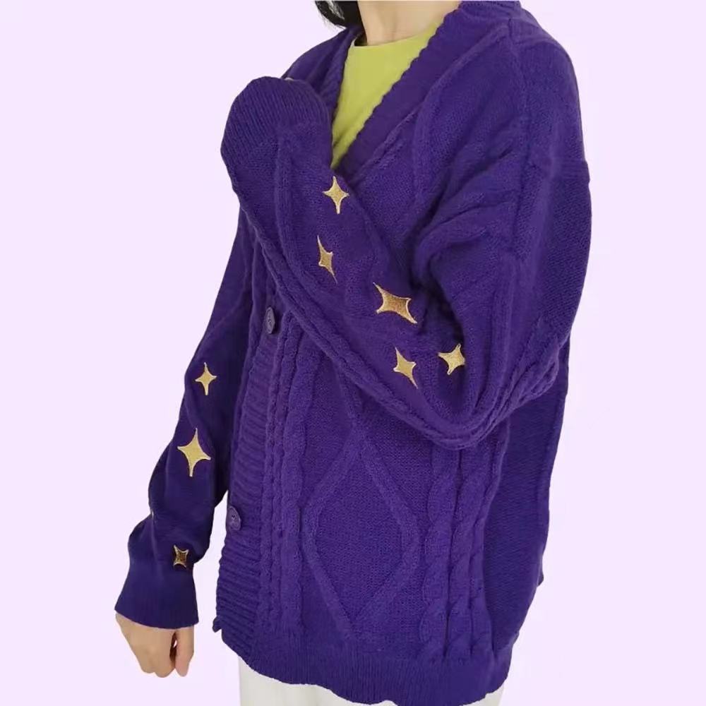 Women's oversized knitted cardigan with cable pattern and star applications V-neck button placket Mune Fashion
