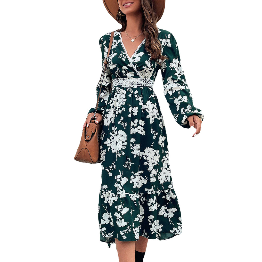 Women's Floral Midi Dress with V-Neck, Lace Trim and Waist-Defining Wrap Look Mune Fashion