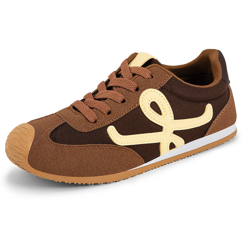 Ladies Sporty Sneakers with Soft Upper Material and Comfortable Sole Mune Fashion