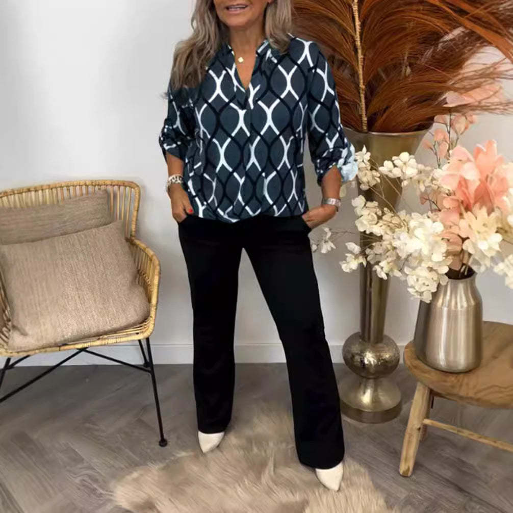 Ladies casual long tunic with V-neck three-quarter sleeves side pockets and geometric chain print Mune Fashion