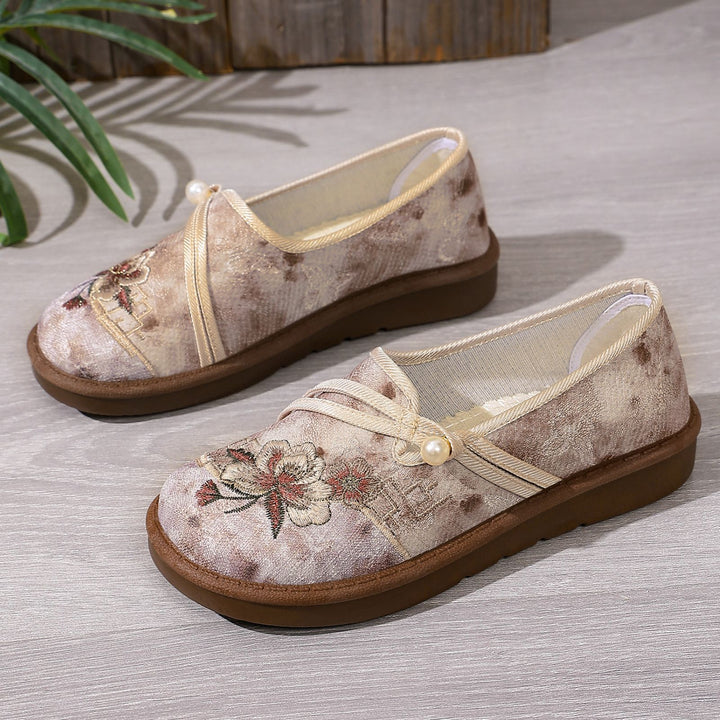 Ladies embroidered velvet slipper with bead closure and non-slip platform sole Mune Fashion