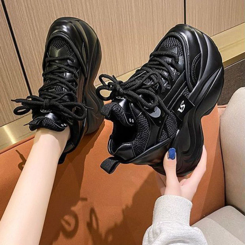Women Chunky Sneaker with outstanding wearing comfort and athletic design Mune Fashion