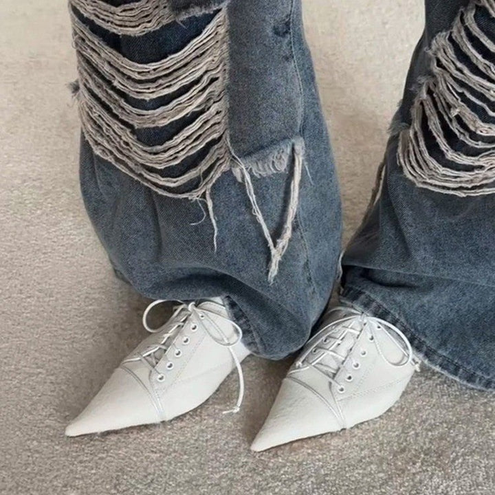 Women's pointed lace-up ballerinas in retro couture style Mune Fashion