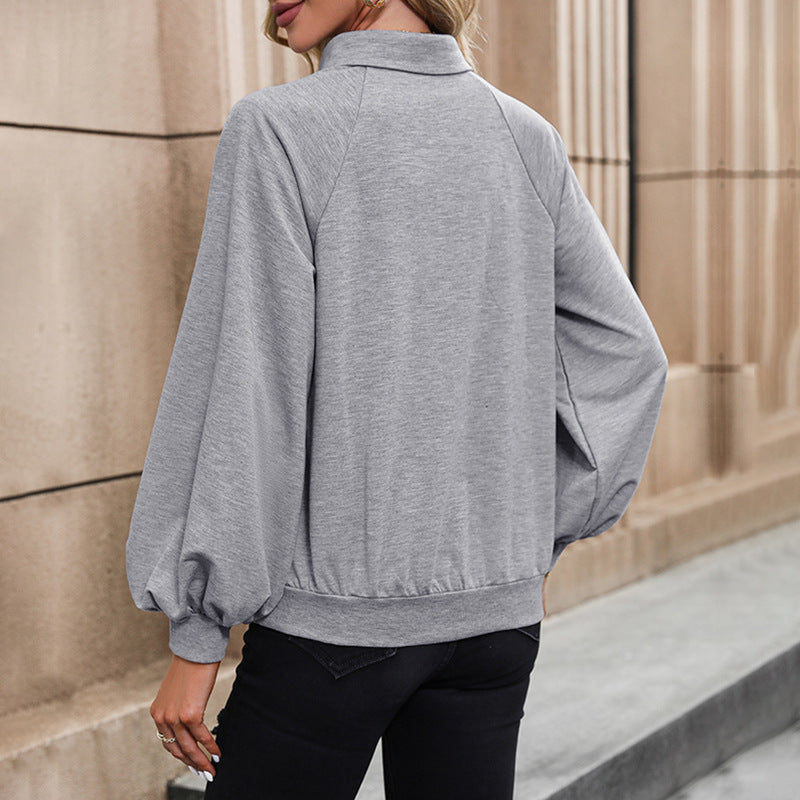 Women's polo collar sweatshirt with button placket, raglan sleeves and kangaroo pocket Mune Fashion