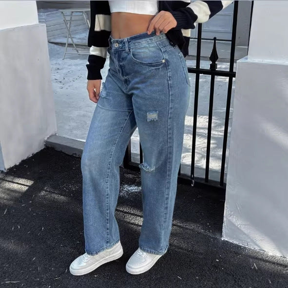 Women high-waisted Relaxed-Straight denim jeans with wide leg and subtle destroy details Mune Fashion