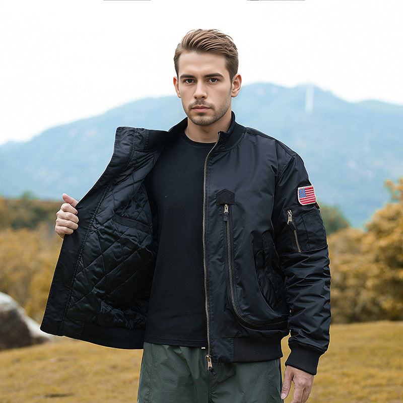 Men's Stylish Bomber Jacket with Insulating Inner Lining and Practical Pockets Mune