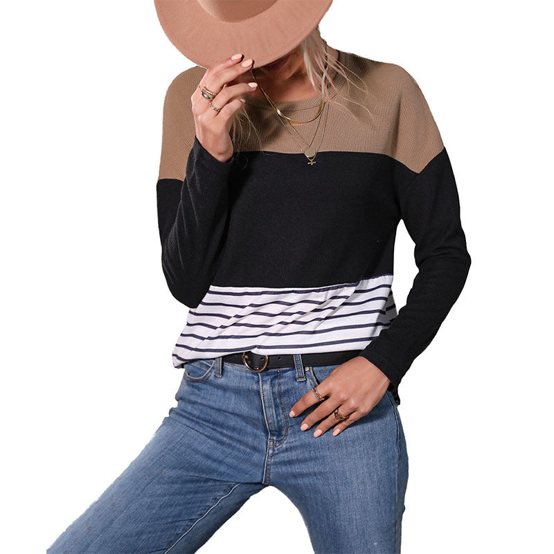 Women's Lightweight Crew Neck Knit Shirt with Waffle Structure Shoulders and Maritime Stripe Cuff Mune Fashion