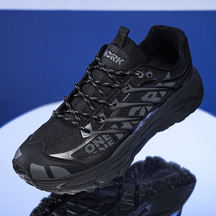Men's technical trail running sneakers with shock-absorbing hollow core midsole, reinforced toe cap, and grippy off-road profile sole Mune Fashion