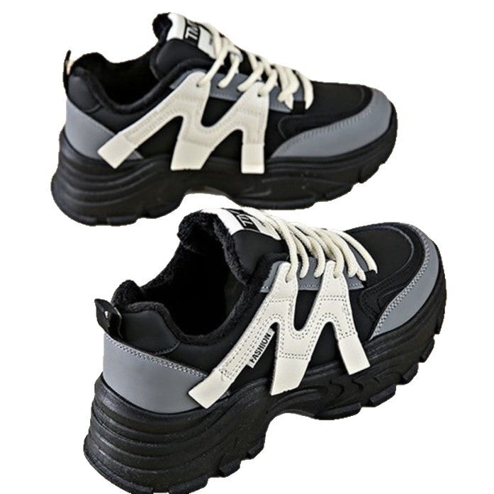 Ladies' sporty comfort sneakers with cushioning sole and stylish design Mune Fashion