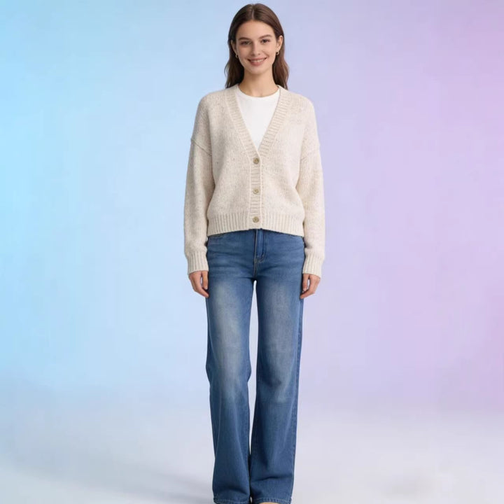 Women's high-waisted jeans with a slim hip fit and wide flare in retro style Mune Fashion