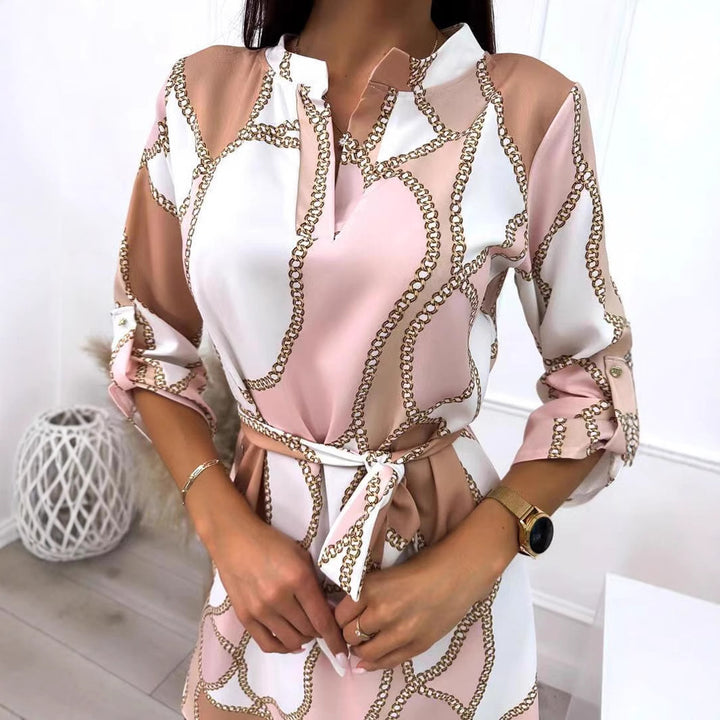 Women's relaxed fall shirt dress with chain print, detachable waist belt and roll-up three-quarter sleeves Mune Fashion