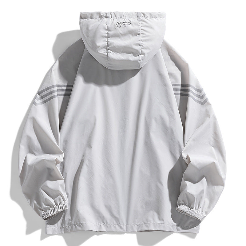 Men's Lightweight Windbreaker Jacket with Hood and Practical Pockets Mune Fashion