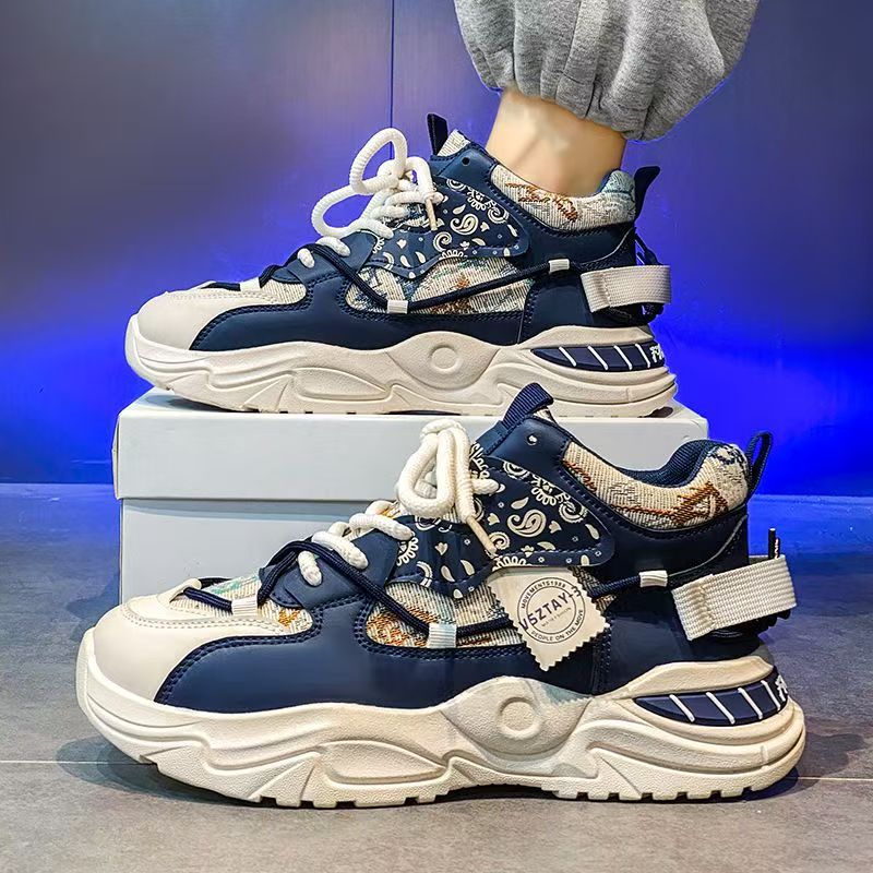 Women's Sporty Chunky Sneakers with Robust Design and Slip-Resistant Sole Mune Fashion