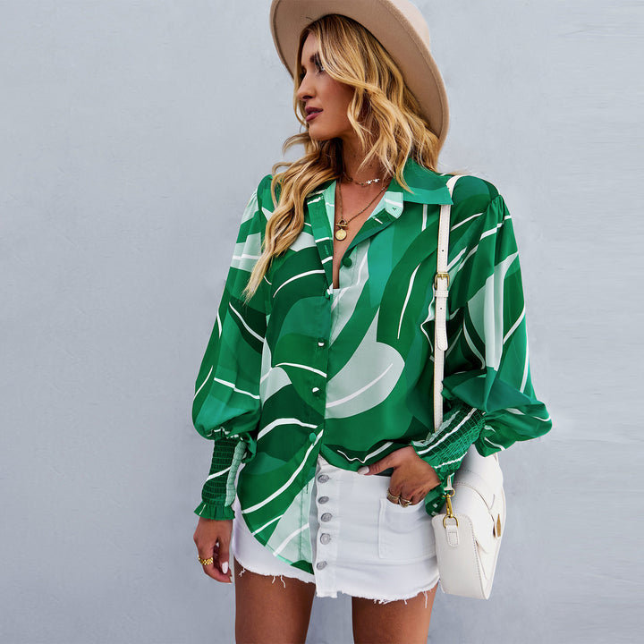 Women's loose shirt blouse with floral all-over print, silk look, smock sleeves, and buttoned front placket Mune Fashion