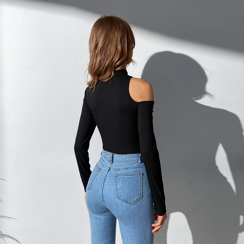 Women's figure-hugging high-cut body with asymmetrical cut-out and standing collar Mune Fashion