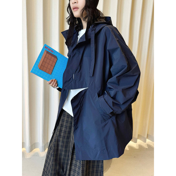Ladies Oversize Rain Parka with Hood, High Stand Collar and Concealed Button Placket Mune Fashion