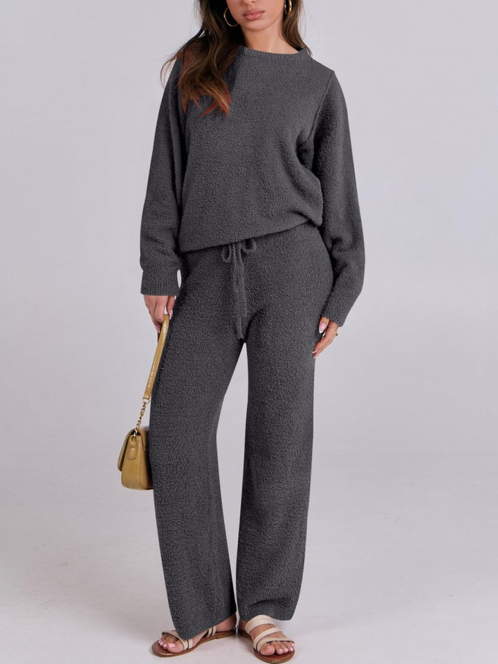 Women's cozy lounge set with oversized sweater and drawstring pants Mune Fashion