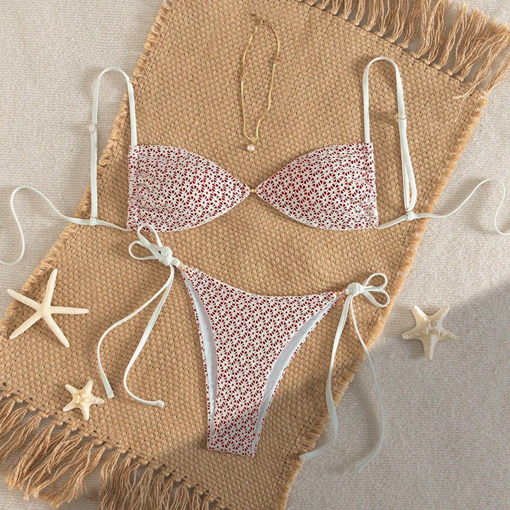 Ladies triangle bikini with playful flower print Mune Fashion