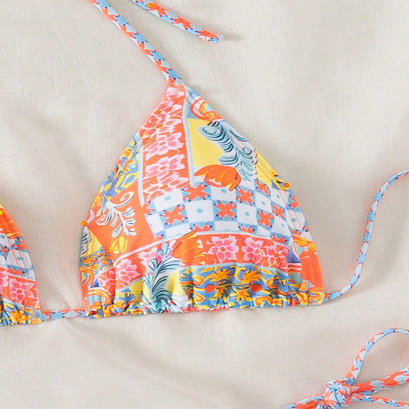 Women's triangle bikini with playful floral design and adjustable straps Mune Fashion