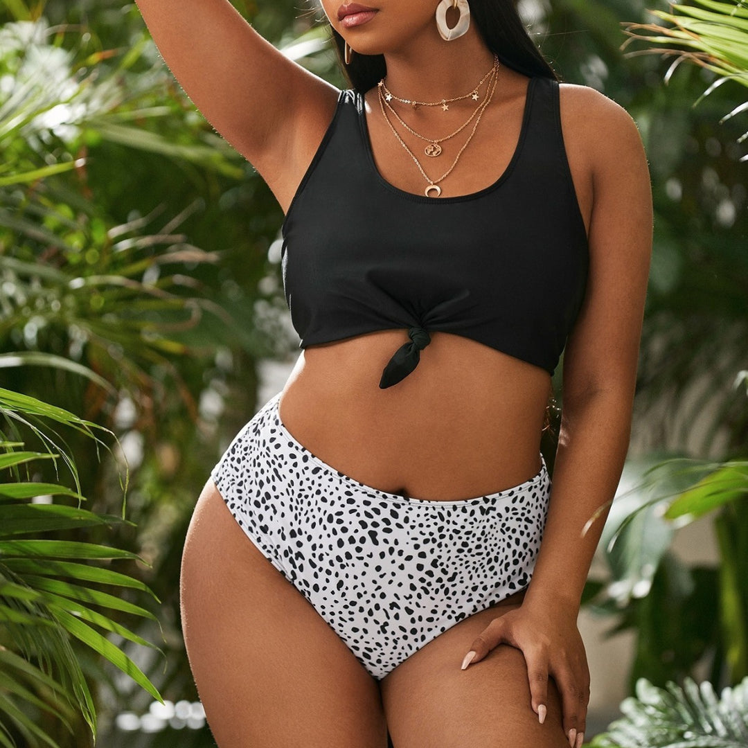 Women's bikini set with creative knot design and high-cut panties Mune Fashion