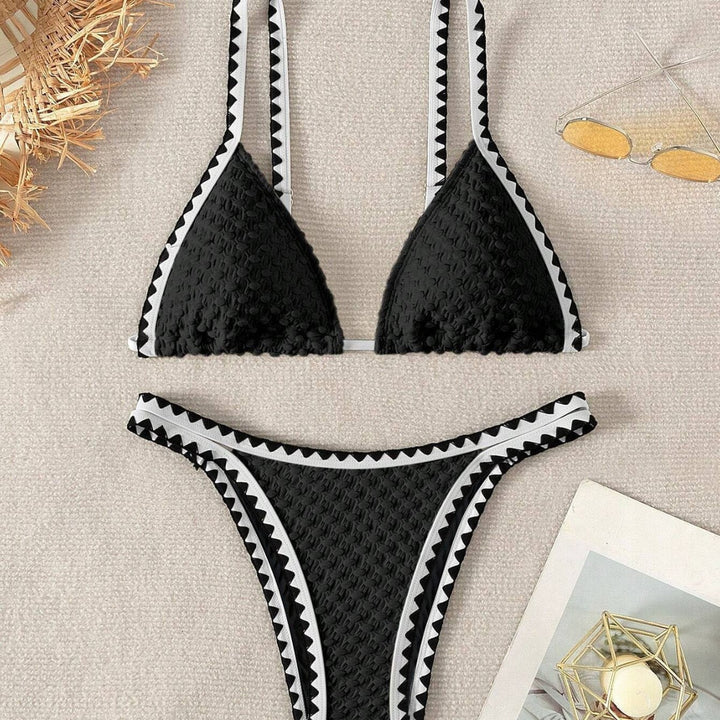 Women's Triangle Bikini with sophisticated crochet pattern Mune Fashion