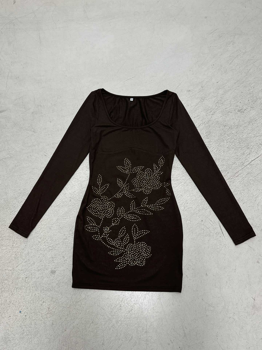 Women Figure-hugging Mini Dress with Long Sleeves and Floral Stud Application Mune Fashion