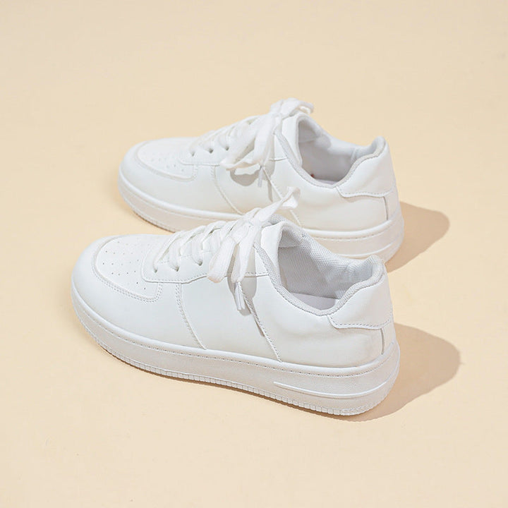 Women's everyday sneakers with ergonomic cushioning and airy upper material Mune Fashion