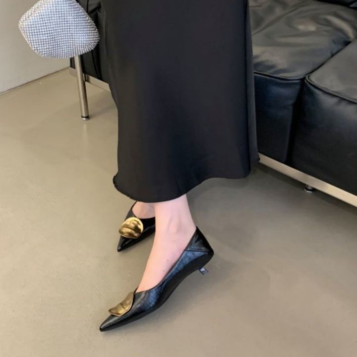 Women pointed toe flat ballerinas in metallic leather look with decorative buckle Mune Fashion