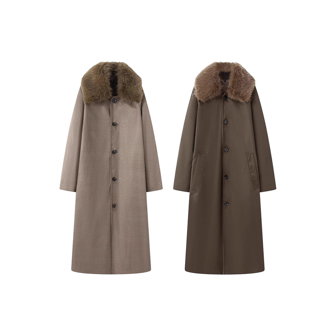 Women's longer Oversize wool coat with removable faux fur collar and side inset pockets Mune Fashion