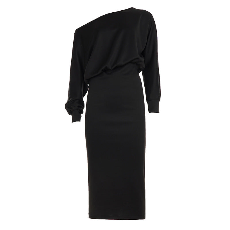 Women nan figure-hugging midi dress with batwing sleeves and tailored yoke Mune Fashion