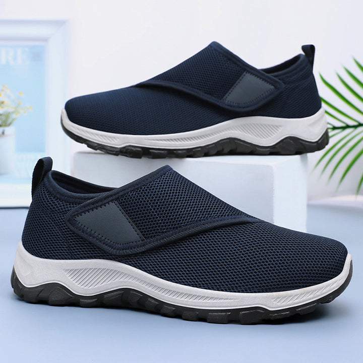 Women nan breathable Slip-On sneakers with Velcro and cushioned EVA midsole Mune Fashion