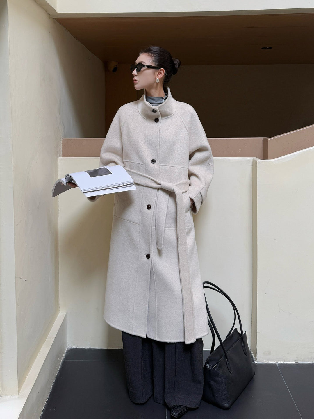 Women's Oversized Wool Coat with Stand-Up Collar and Large Flap Pockets Mune Fashion