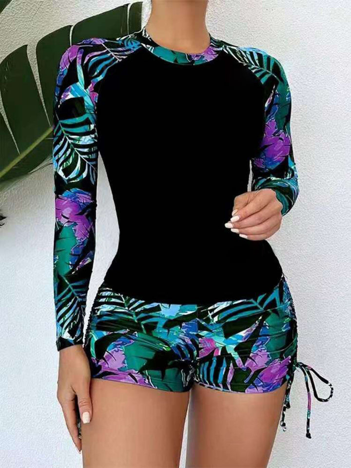Women’s Sport Rashguard with Short Pants and Colorful Pattern Mune Fashion