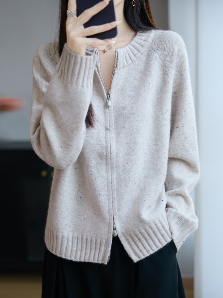 Women's zip cardigan with round neck, fine nep yarn and ribbed finishes Mune Fashion