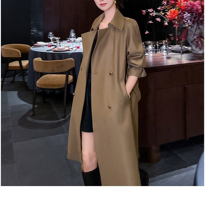 Ladies Elegant Trench Coat with Modern Design Mune Fashion
