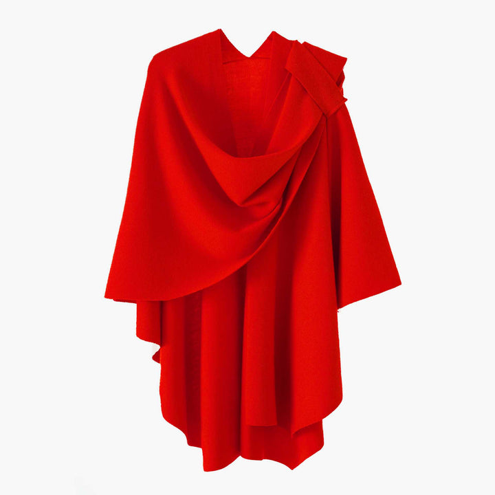 Women's hooded poncho made of fine knit with asymmetric hem Mune Fashion