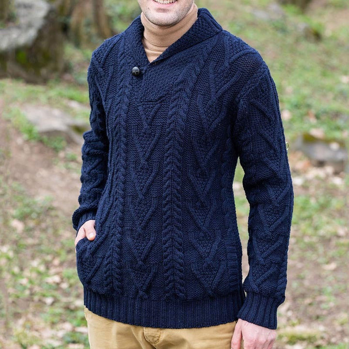 Men's Knitted Pullover with Classic Collar and Textured Pattern Mune